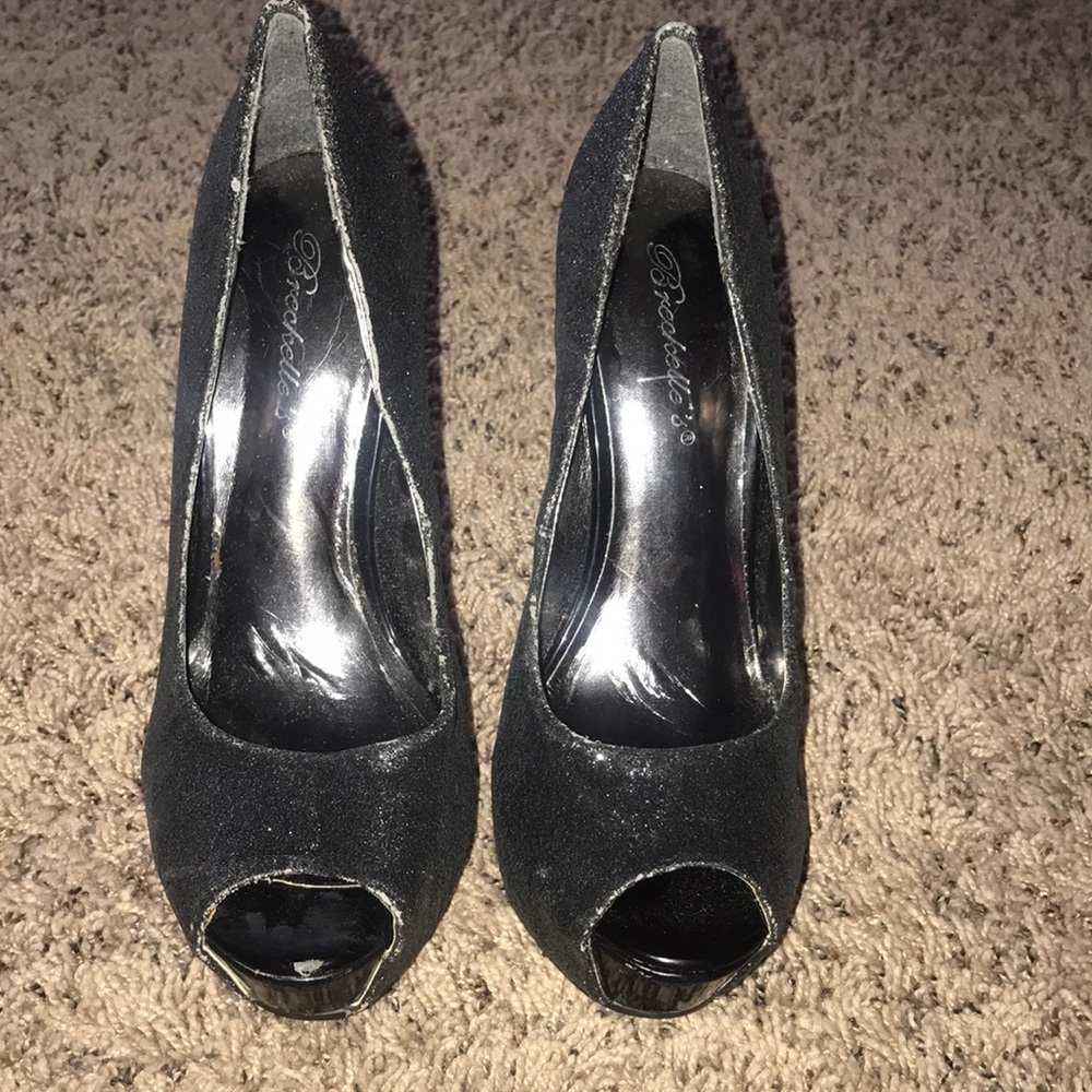 Pump shoes